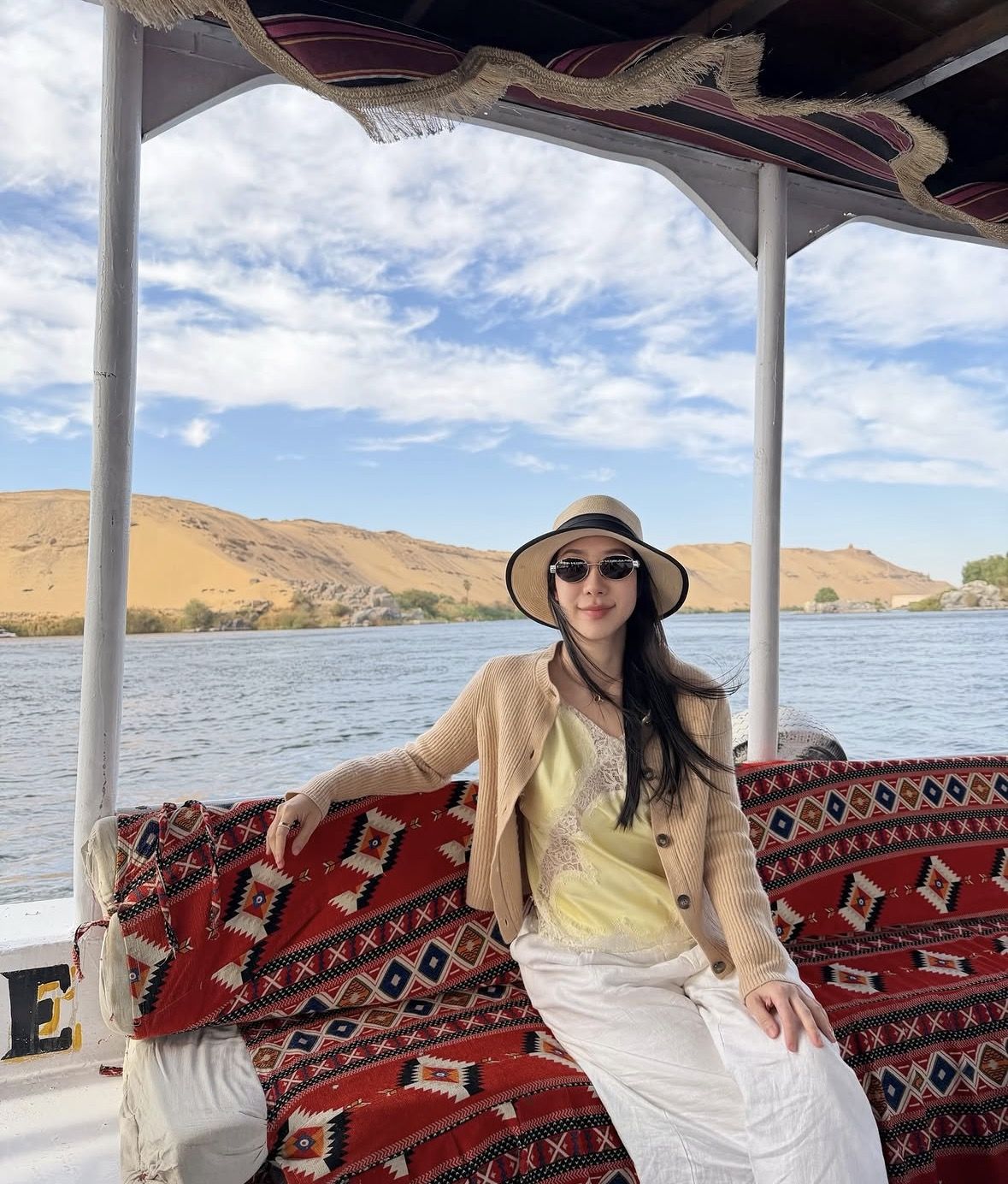 Cairo/Giza: Sunset Dinner Cruise on the Nile River Tour with Show